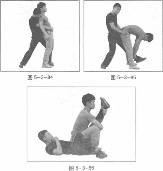 实用擒拿格斗术_擒拿格斗实战组合技术